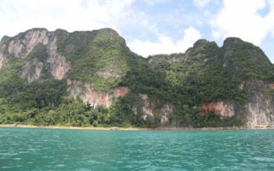 Scuba Diving Experience at Barracuda Point, Sipadan Island